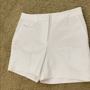 NWT White House Black Market white shorts size 2